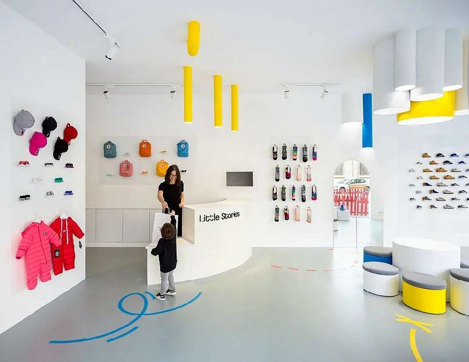 新鄭母嬰店設(shè)計(jì)效果圖