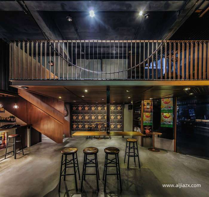 復(fù)古火鍋店設(shè)計裝修，工業(yè)風火鍋店設(shè)計裝修