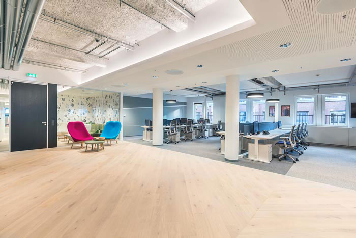 金水區(qū)信息公司辦公室裝修設(shè)計圖