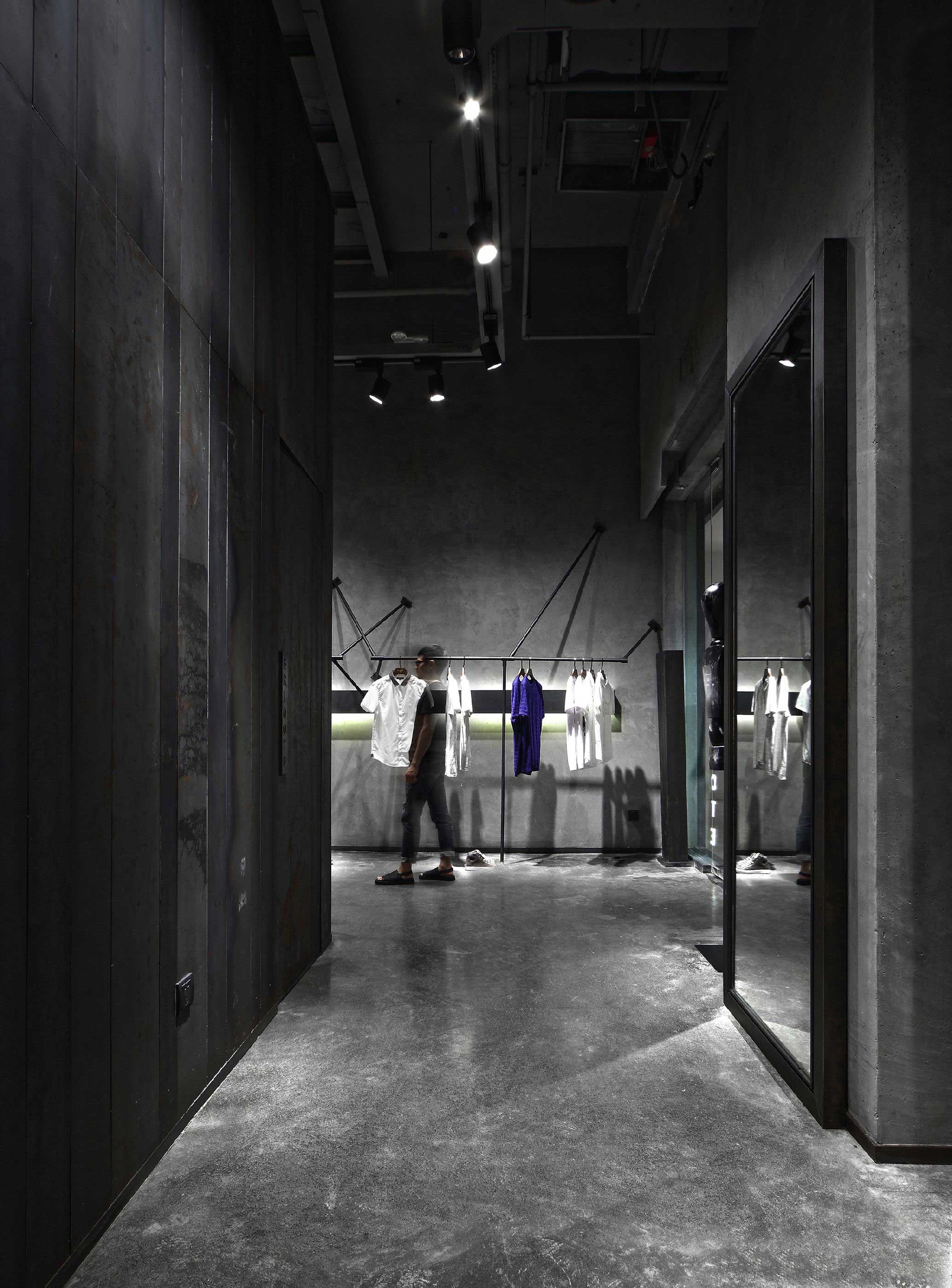 230平米服裝店設(shè)計裝修效果圖