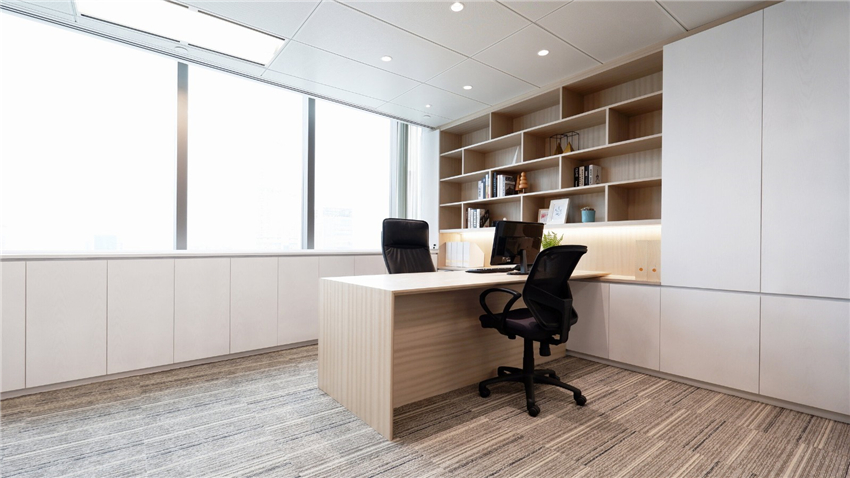 300平極簡(jiǎn)主義辦公空間設(shè)計(jì)效果圖