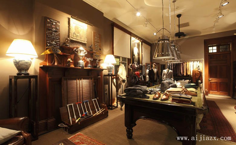 懷舊情調的服裝專賣店鋪展示區(qū)裝修效果圖