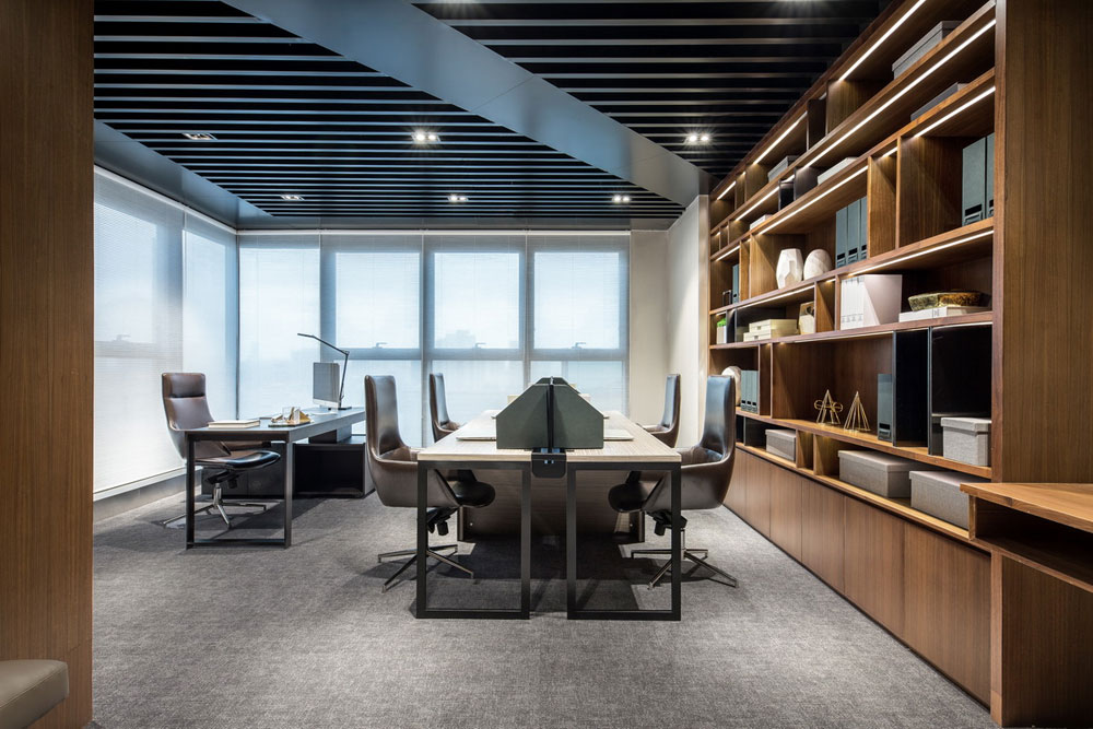 鄭州金水區(qū)海洋集團(tuán)辦公室裝修設(shè)計(jì)案例